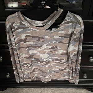Derek Heart Gray and Brown Camouflage Long Sleeve Top